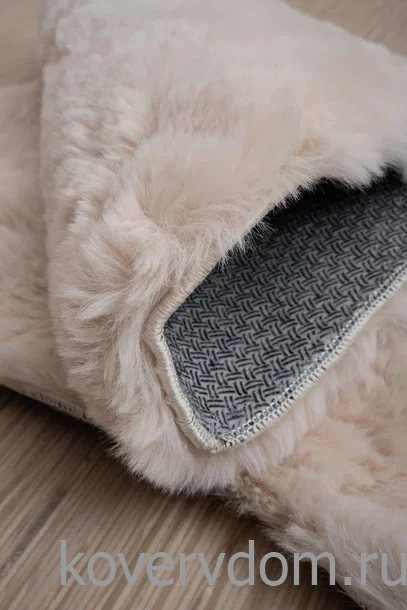 Ковер из искусственного меха Krolik 1000A T2408_BEIGE шкура Ковер из искусственного меха Krolik 1000A T2408_BEIGE шкура