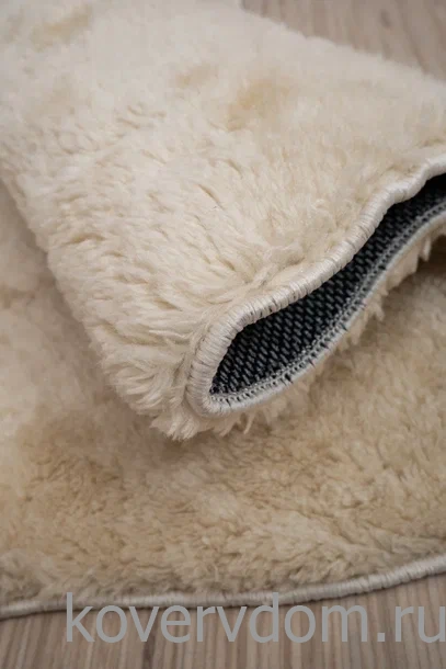 Ковер из искусственного меха Chic 1000A BEIGE_2000 шкура Ковер из искусственного меха Chic 1000A BEIGE_2000 шкура